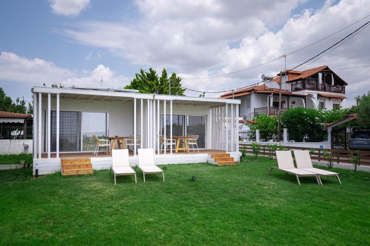 Thea Eco Suites Nea Kallikrateia Exterior foto